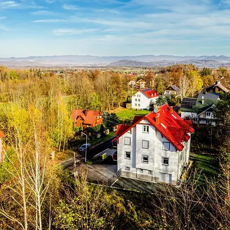 Wonder - Z Garazem, Ogrodkiem, Miejscem Na Grilla I Widokiem Na Karkonosze Lägenhet