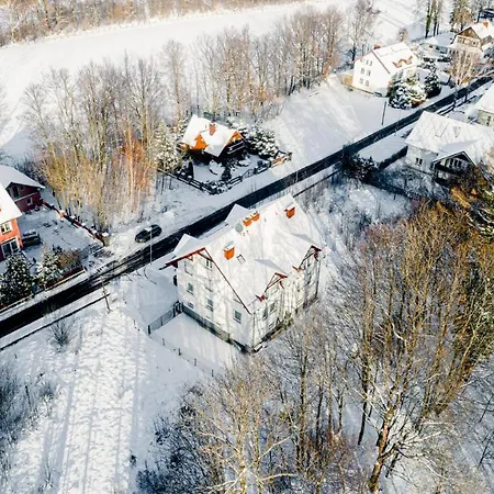 Appartement Wonder - Z Garazem, Ogrodkiem, Miejscem Na Grilla I Widokiem Na Karkonosze *