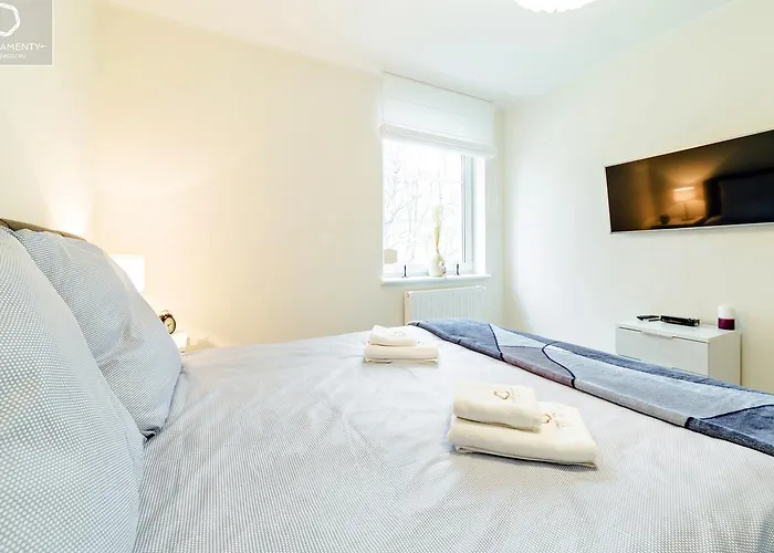 Wonder - Z Garazem, Ogrodkiem, Miejscem Na Grilla I Widokiem Na Karkonosze